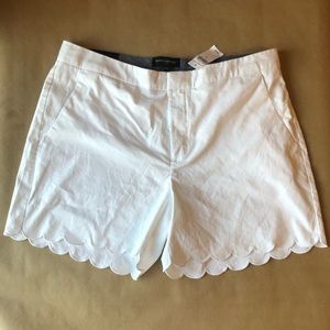 Banana Republic Factory white shorts